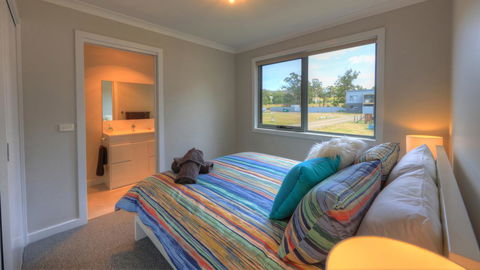 Orford Beachside Holiday Park - Rental Cars 5