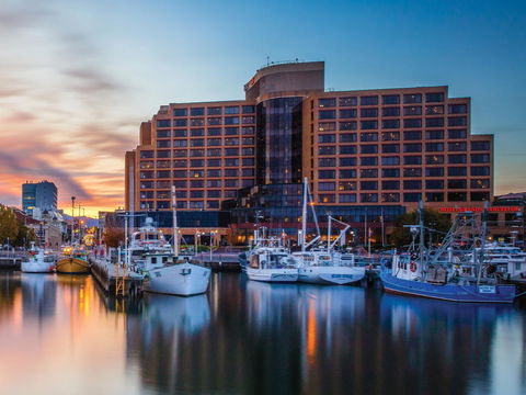 Hotel Grand Chancellor Hobart - Rental Cars 0