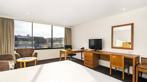 Hotel Grand Chancellor Hobart - Rental Cars 23