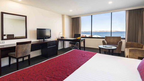 Hotel Grand Chancellor Hobart - Rental Cars 2