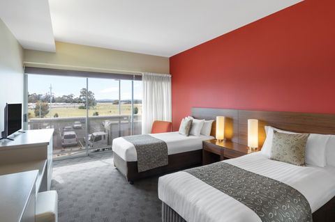 Travelodge Hotel Hobart Airport - Rental Cars 6