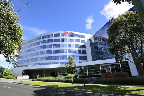Ibis Melbourne - Glen Waverley - Rental Cars 32
