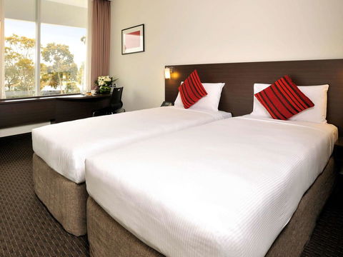 Ibis Melbourne - Glen Waverley - Rental Cars 33