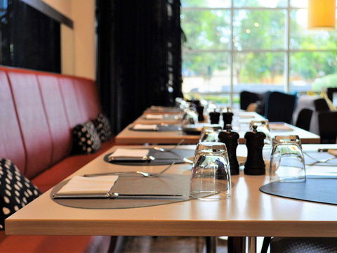 Ibis Melbourne - Glen Waverley - Rental Cars 41