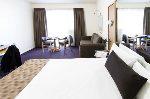 Quality Hotel Wangaratta Gateway - Rental Cars 44
