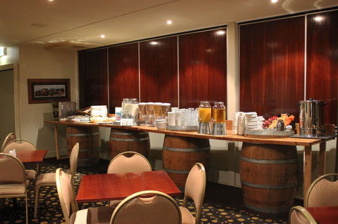 Swan Hill Resort - Rental Cars 6