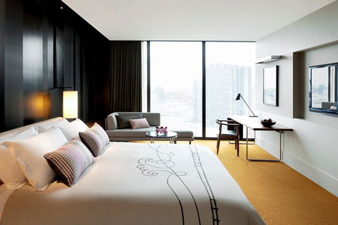 Crown Metropol Melbourne - Rental Cars 24