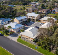Port Campbell Parkview Motel  Apartments - Rental Cars