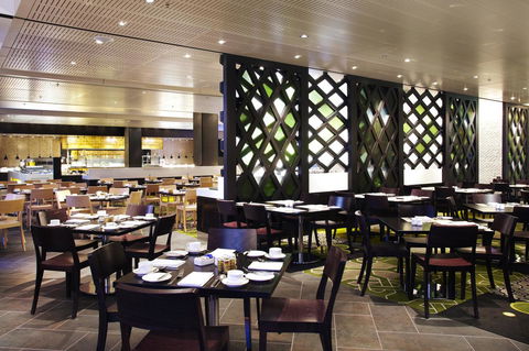 Crown Promenade Melbourne - Rental Cars 13