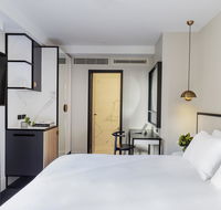 Brady Hotels Jones Lane - Rental Cars