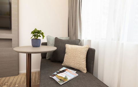 Ibis Melbourne Central - Rental Cars 32