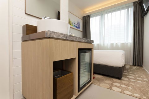 Ibis Melbourne Central - Rental Cars 35