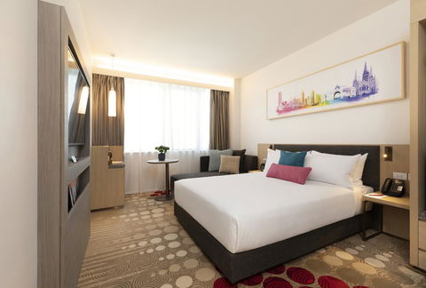 Ibis Melbourne Central - Rental Cars 1