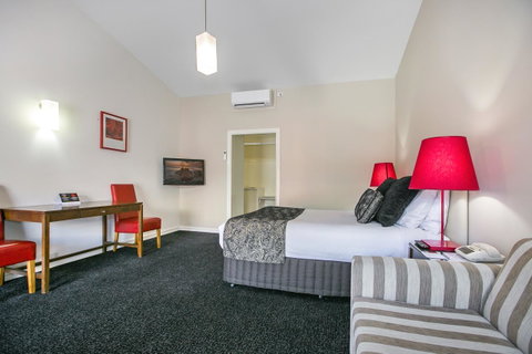 All Seasons Resort Hotel Bendigo - Rental Cars 15