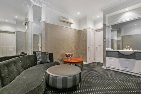 All Seasons Resort Hotel Bendigo - Rental Cars 38