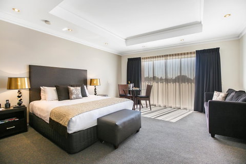 All Seasons Resort Hotel Bendigo - Rental Cars 31