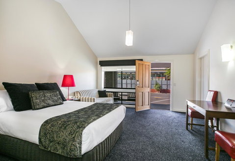 All Seasons Resort Hotel Bendigo - Rental Cars 20