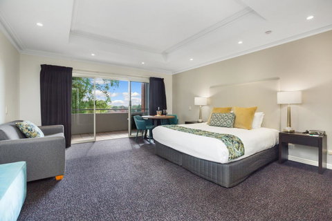 All Seasons Resort Hotel Bendigo - Rental Cars 6
