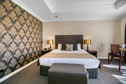 All Seasons Resort Hotel Bendigo - Rental Cars 30