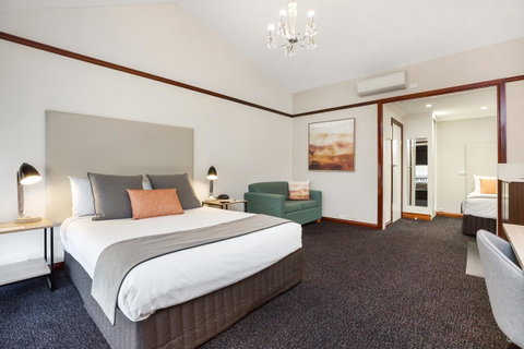 All Seasons Resort Hotel Bendigo - Rental Cars 13