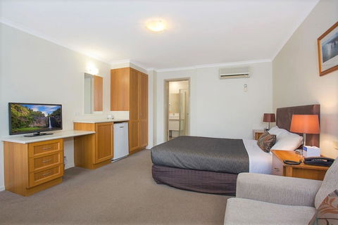 Comfort Inn Warrnambool International - Rental Cars 4