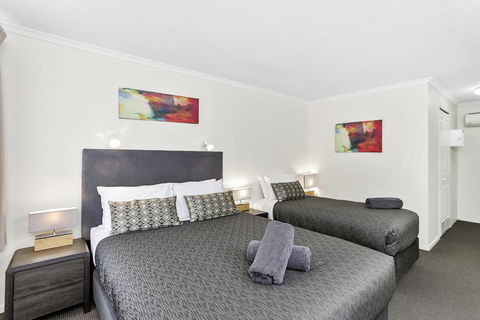Comfort Inn Warrnambool International - Rental Cars 20