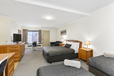 Comfort Inn Warrnambool International - Rental Cars 30