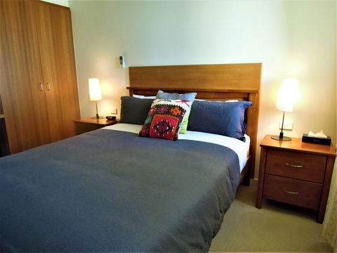 Plough Hotel - Rental Cars 5