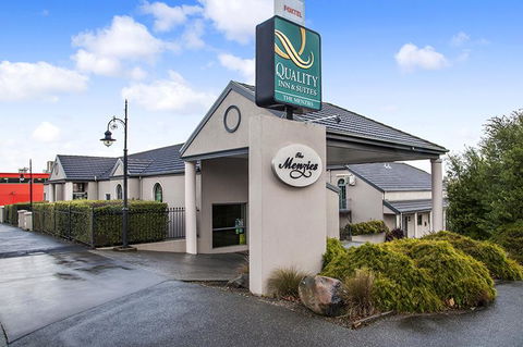 Quality Inn & Suites The Menzies - Rental Cars 0