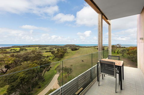 RACV Torquay Resort - Rental Cars 12