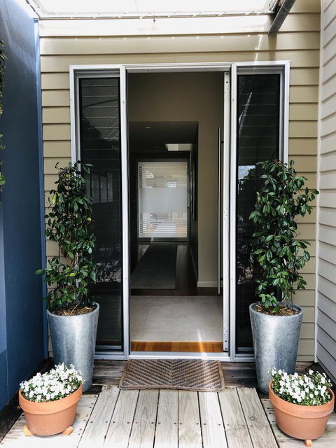 The Point BnB - Rental Cars 4