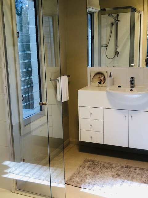 The Point BnB - Rental Cars 10