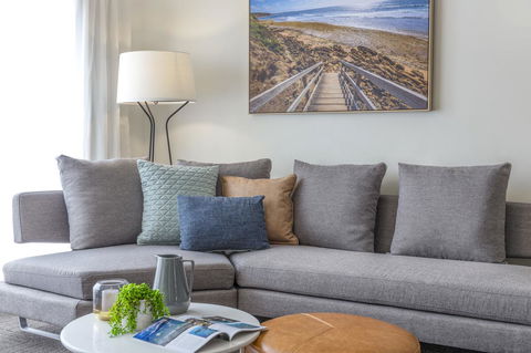 Quest Geelong - Rental Cars 2