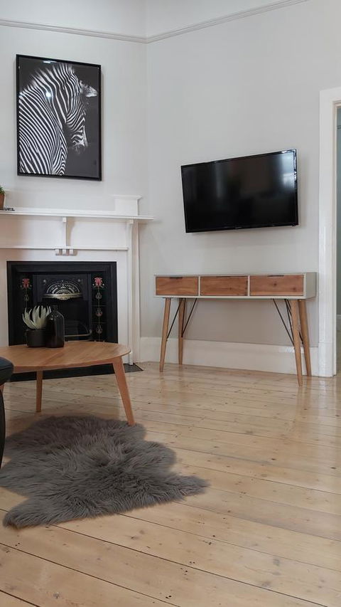 Boutique Heritage Studios On Ryrie Geelong CBD Opposite Hospital - Rental Cars 2