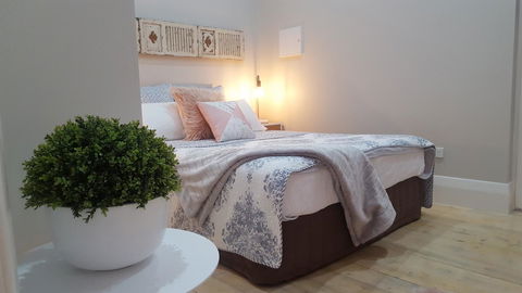 Boutique Heritage Studios On Ryrie Geelong CBD Opposite Hospital - Rental Cars 5