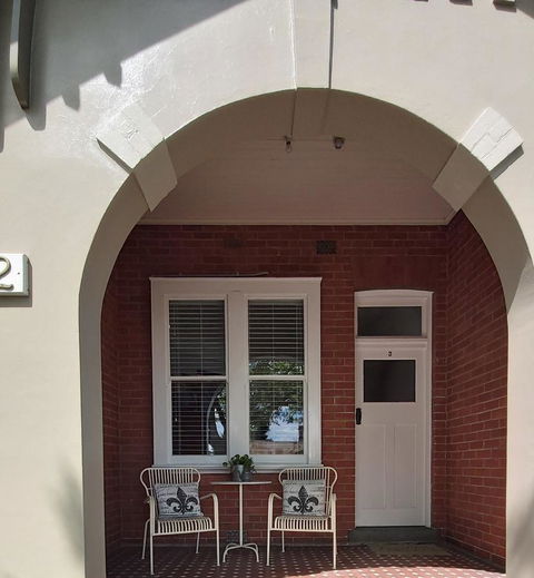 Boutique Heritage Studios On Ryrie Geelong CBD Opposite Hospital - Rental Cars 10