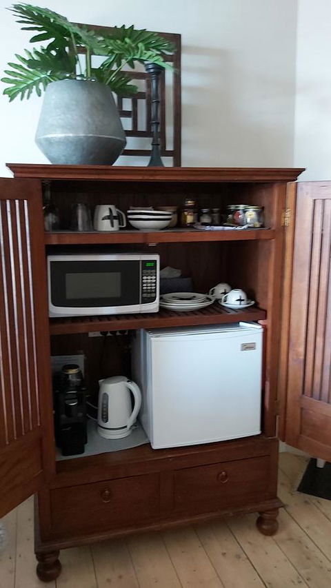 Boutique Heritage Studios On Ryrie Geelong CBD Opposite Hospital - Rental Cars 9