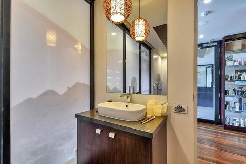 Vue Apartments Geelong - Rental Cars 36