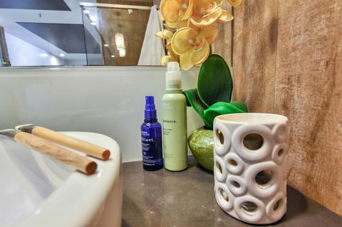 Vue Apartments Geelong - Rental Cars 37