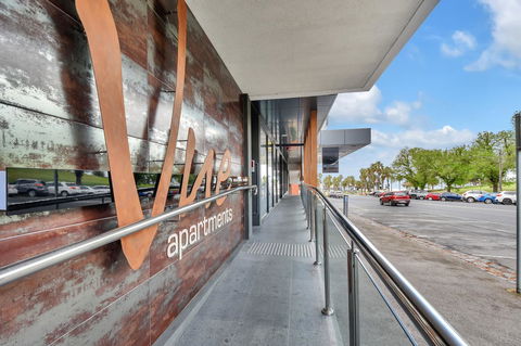 Vue Apartments Geelong - Rental Cars 29