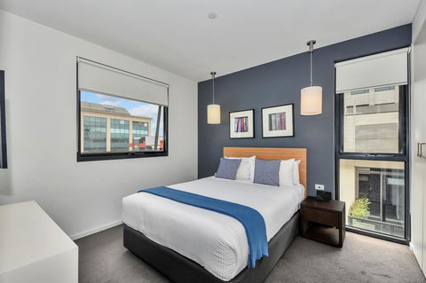 Vue Apartments Geelong - Rental Cars 15