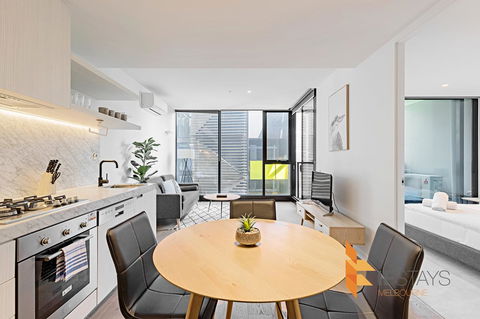 IFSuites (IFSTAYS) North Apartment - Rental Cars 6