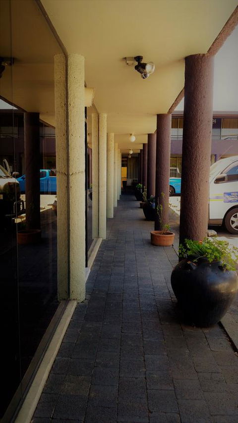 The Olive Tree Motel - Rental Cars 20