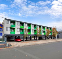 Melbourne's Princes Park Hotel - Rental Cars