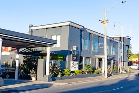 Barkly Motorlodge - Rental Cars 28