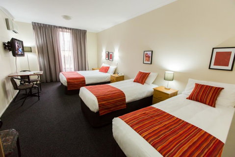 Barkly Motorlodge - Rental Cars 22