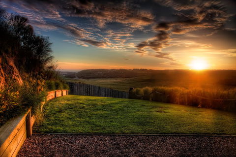 Anchors Port Campbell - Rental Cars 3