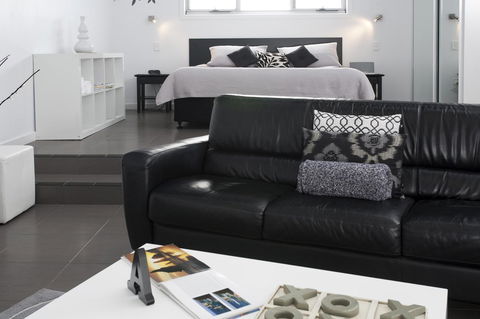 Anchors Port Campbell - Rental Cars 10