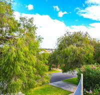 The Burswood Townhouse - Rental Cars