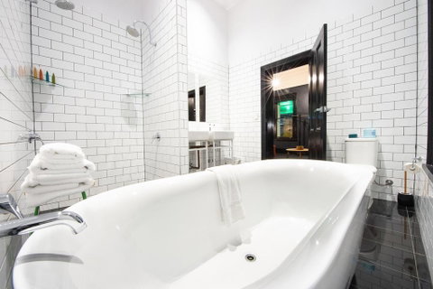 The Franklin Boutique Hotel - Rental Cars 2